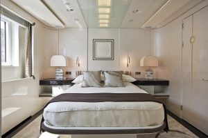 Heesen Yacht Queen Essentia