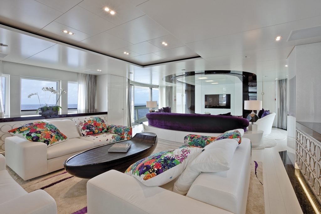 Heesen Yacht Queen Essentia