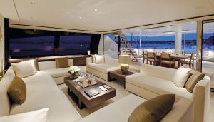 Royal Huisman Twizzie