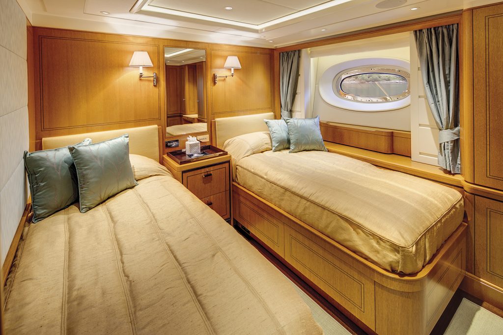 Royal Huisman Wisp