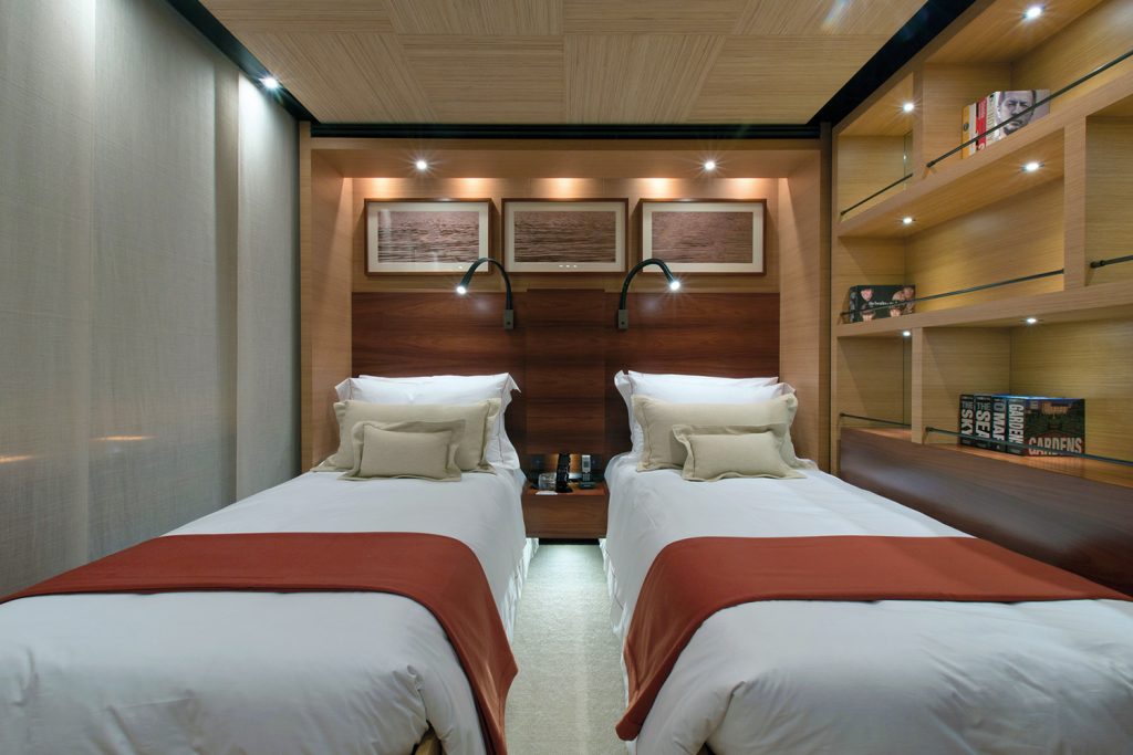 ISA Yachts Papi du Papi