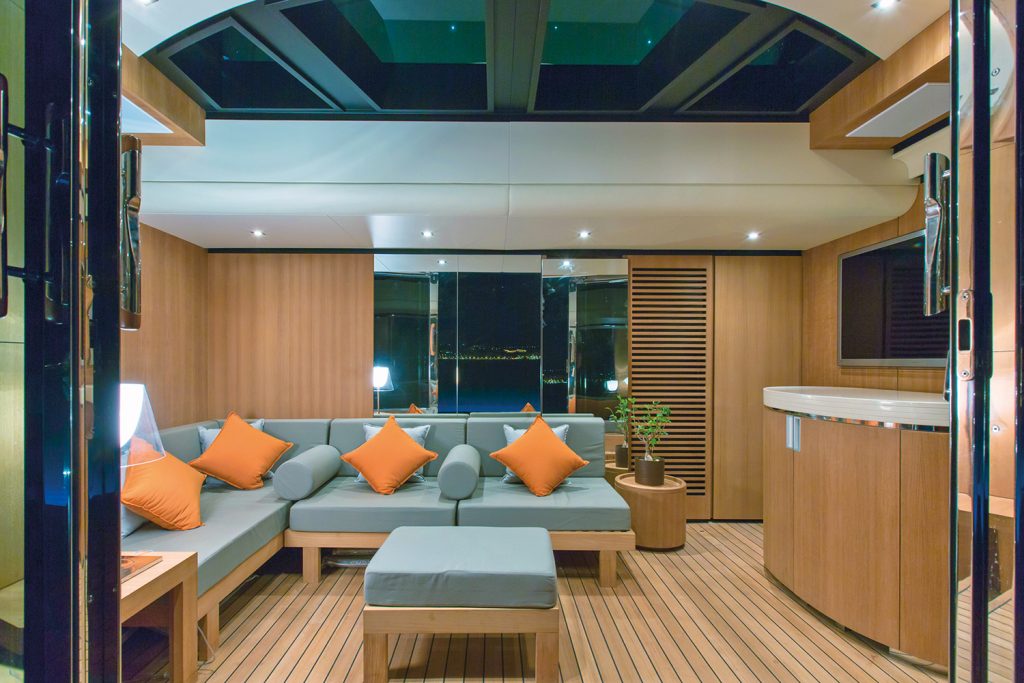 ISA Yachts Papi du Papi