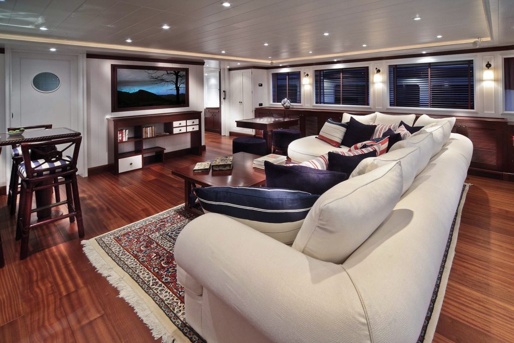 CRN Lady Trudy 43