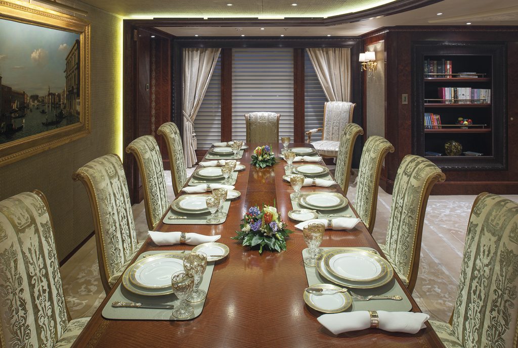 Lurssen Ester III