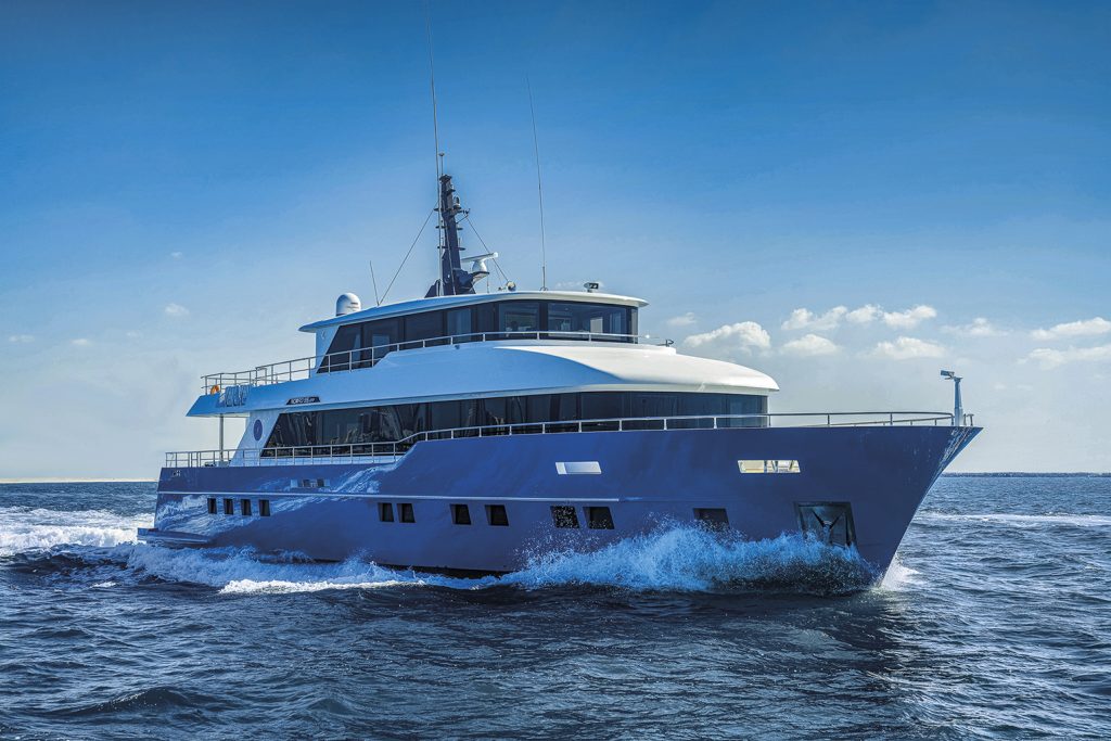 Nomad Yachts 95 SUV
