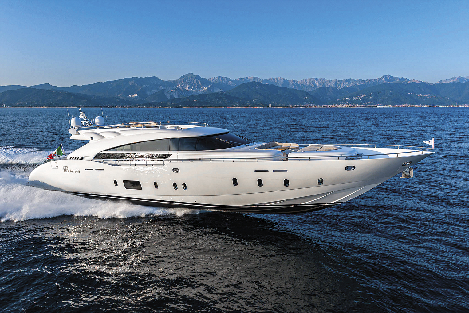 AB Yachts 100 LEA III