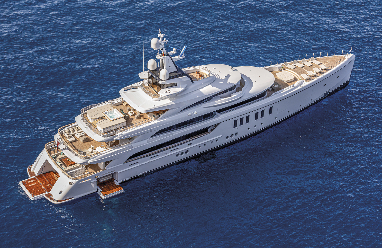 Benetti-FB276 - Metis