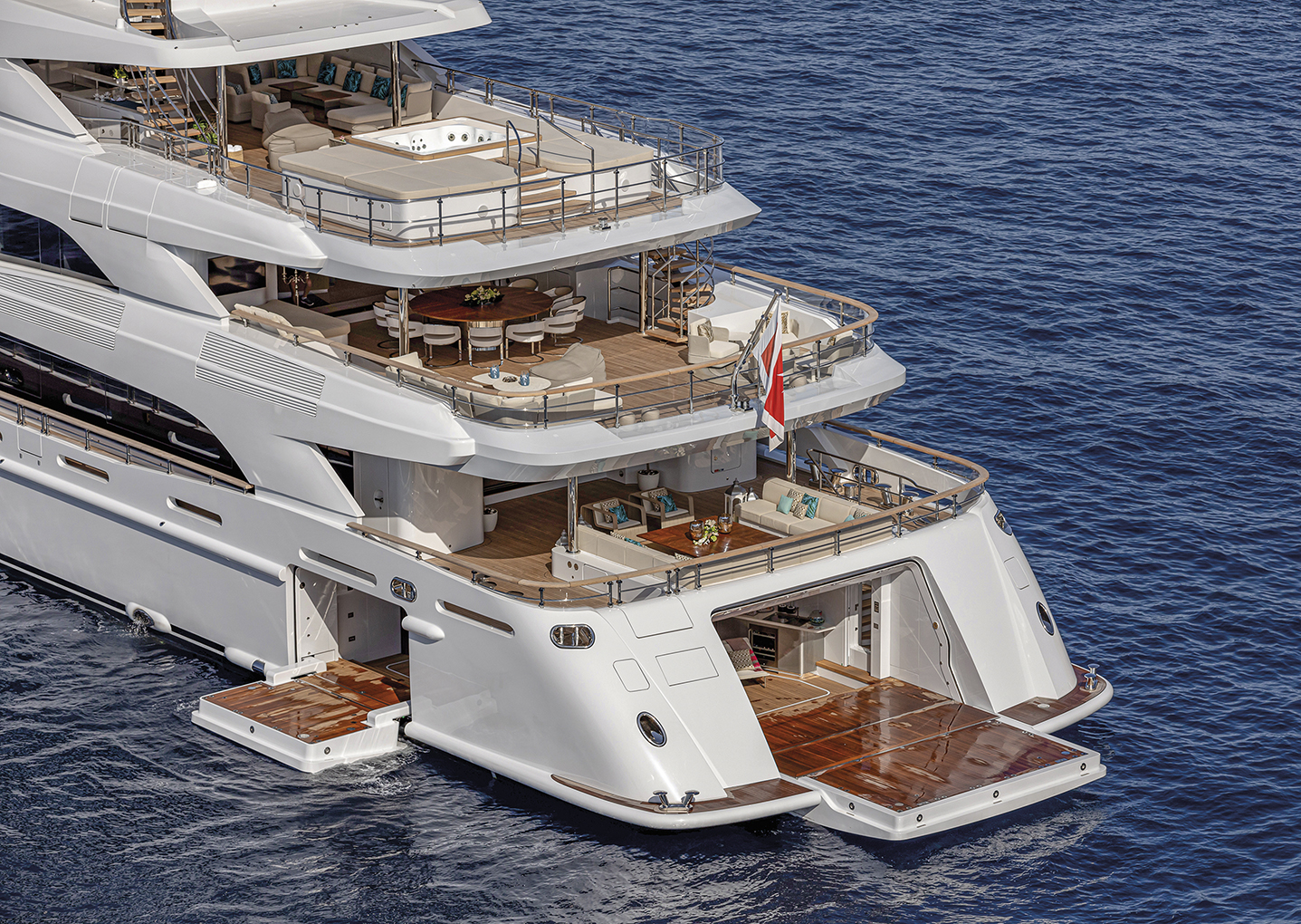 Benetti-FB276 - Metis