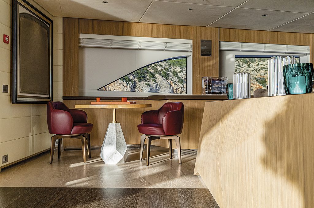 Benetti-FB276 - Metis