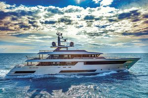 Riva 50 Race
