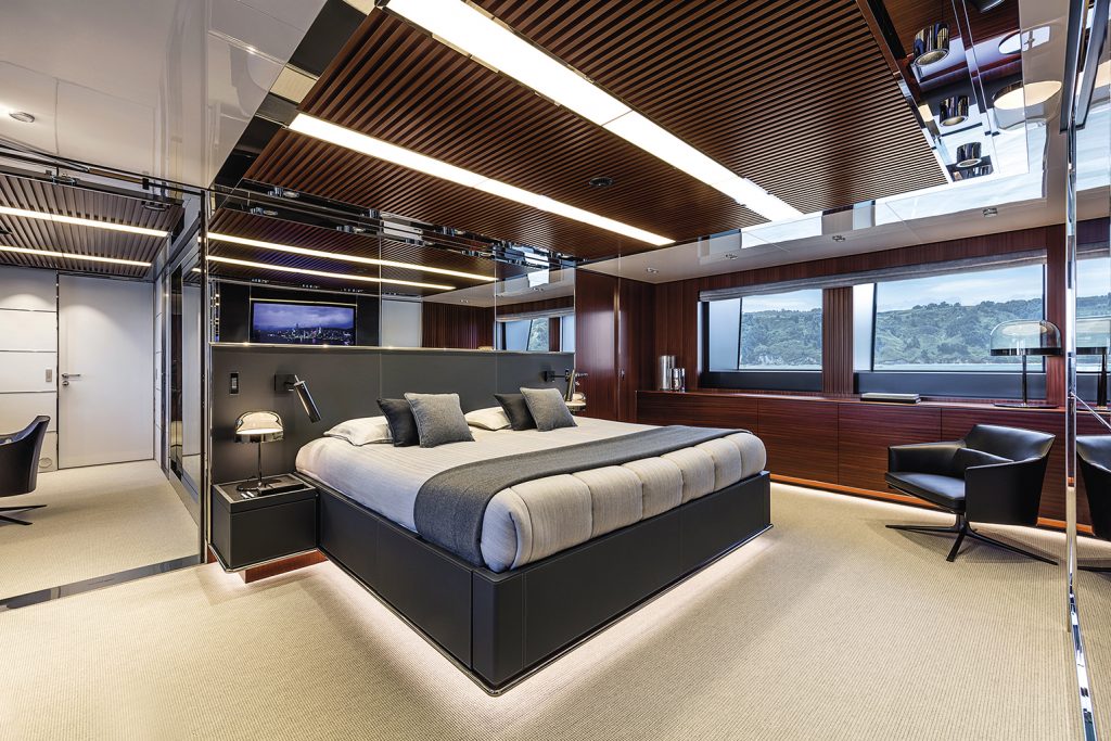Riva 50 Race