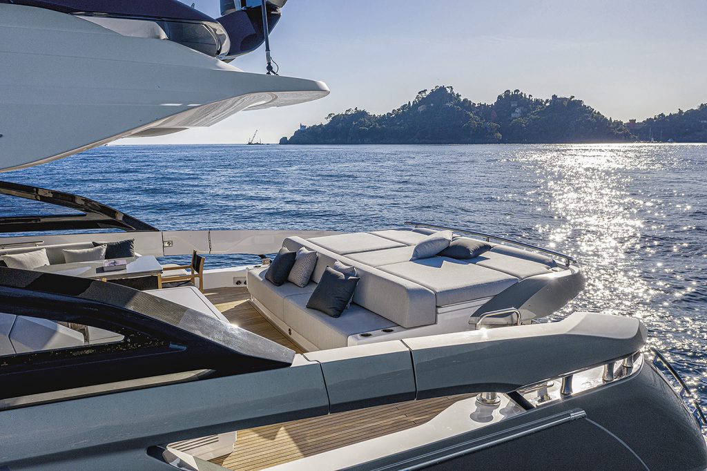 Azimut Yachts - S8