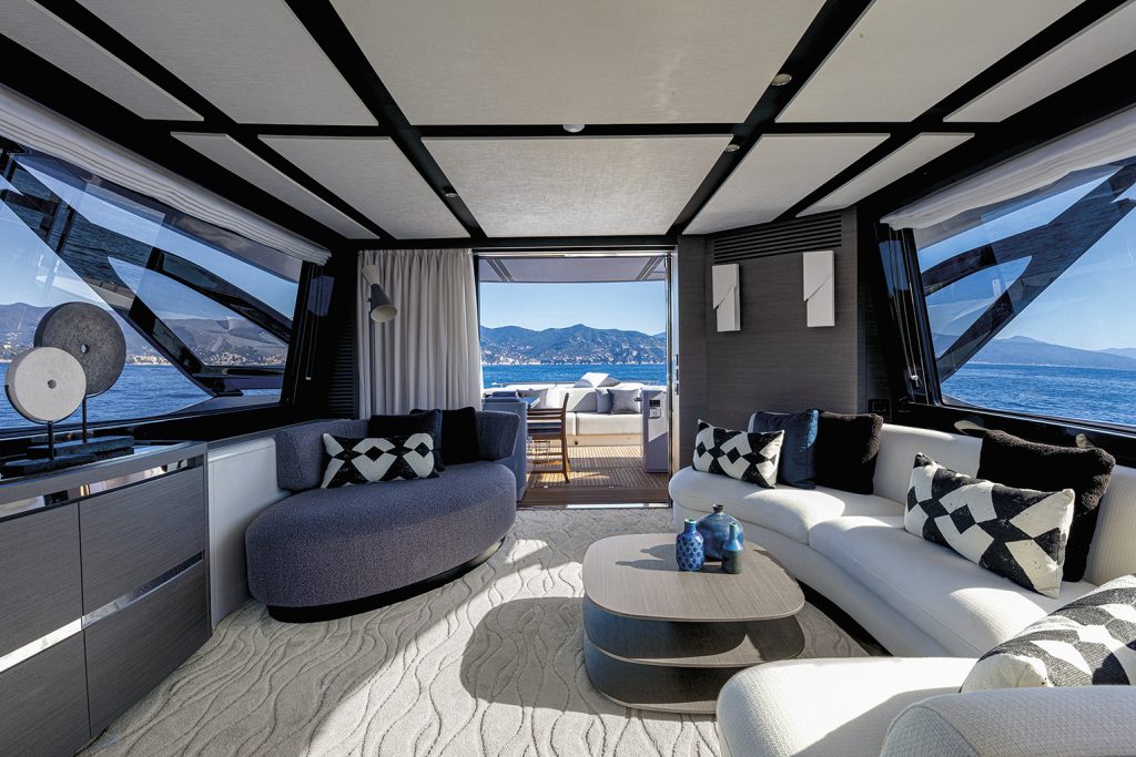 Azimut Yachts - S8