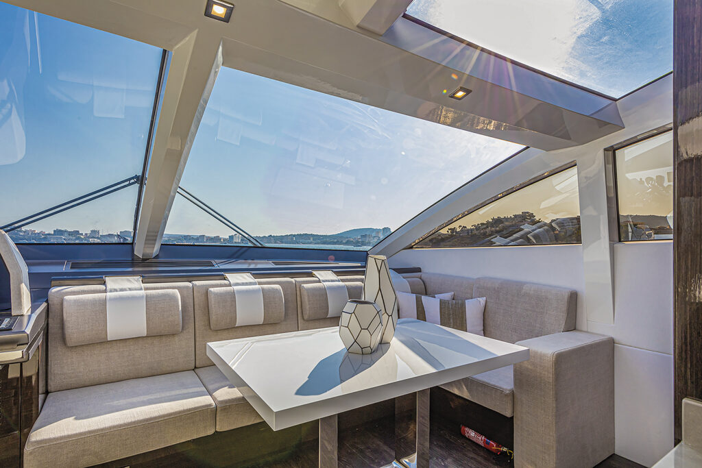 Pearl Yachts 80