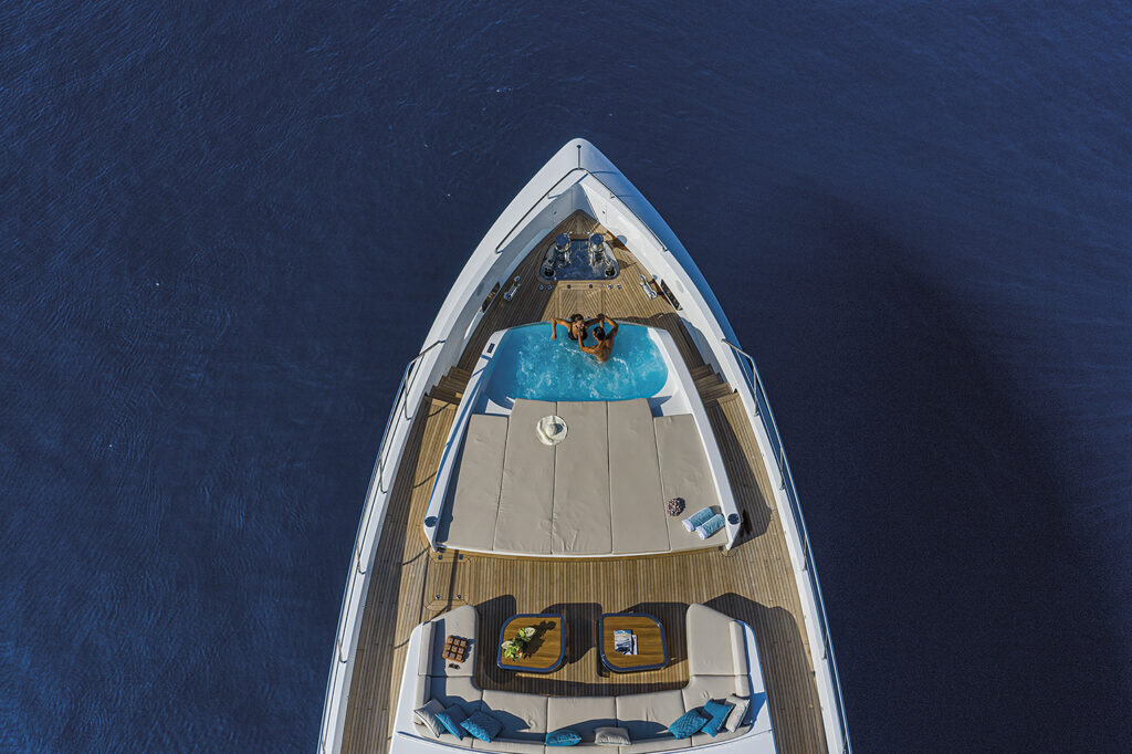 Mangusta GranSport 33