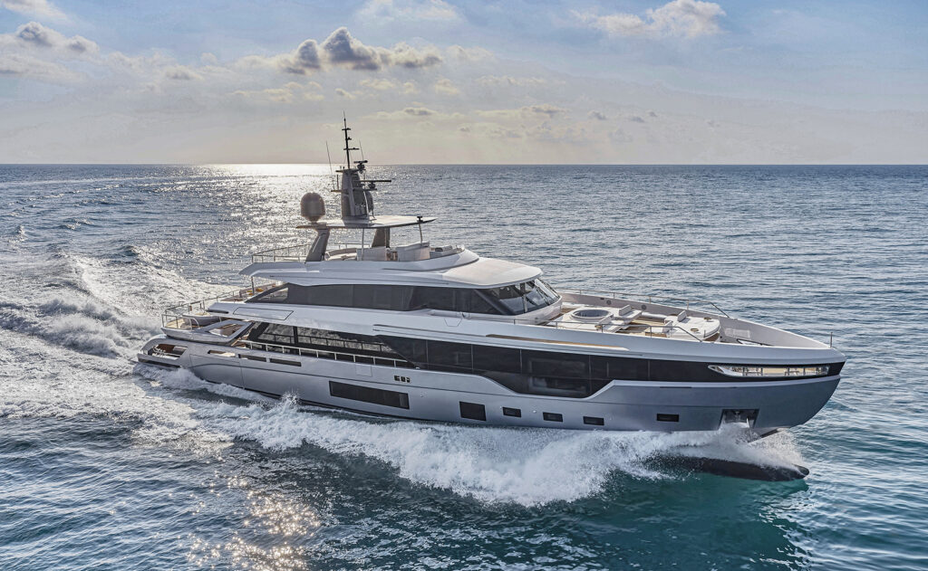 Azimut Trideck