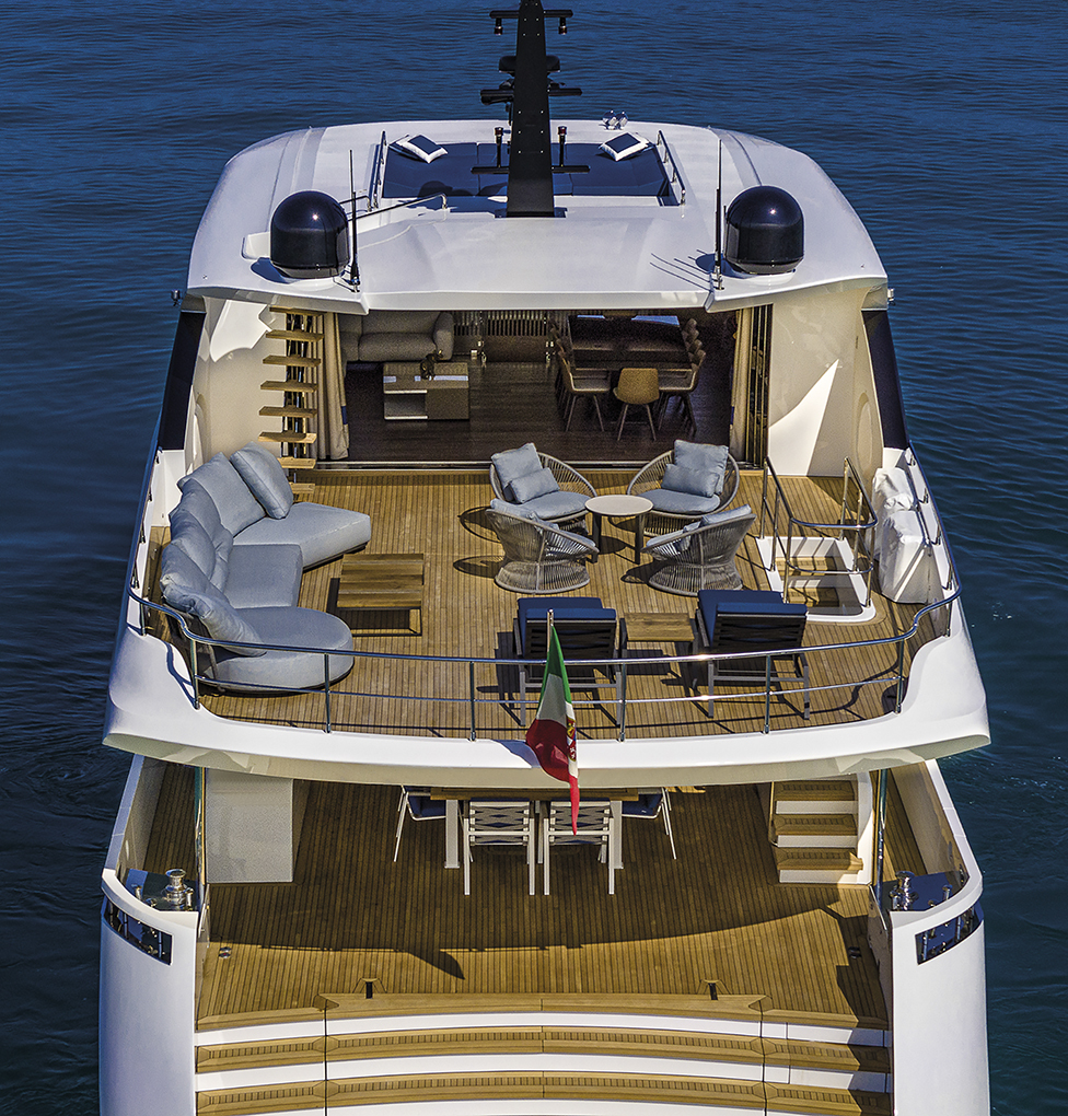 Maiora 30 Convertible