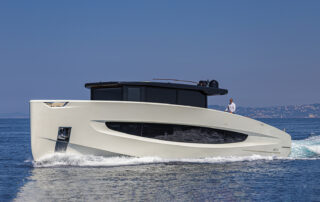 EVO Yachts V8