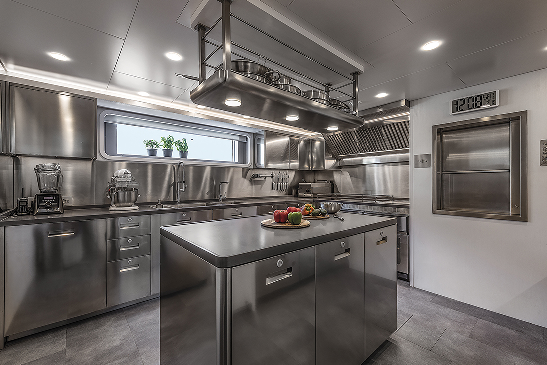 Cantiere delle Marche - Acala