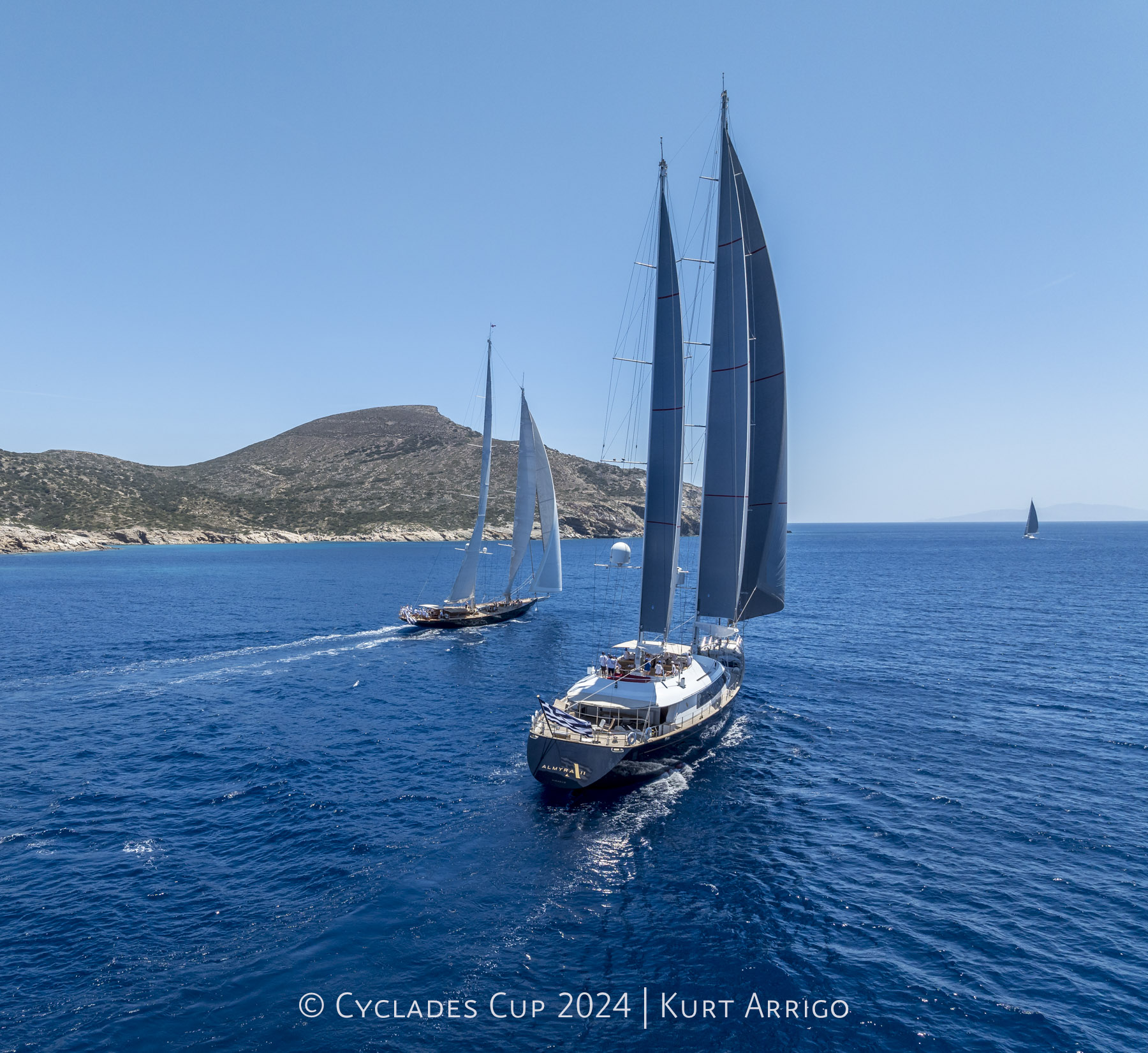 The Italian Sea Group e Perini Navi protagonisti della prima edizione della Cyclades Cup ad Antiparos con alcuni dei modelli più iconici.