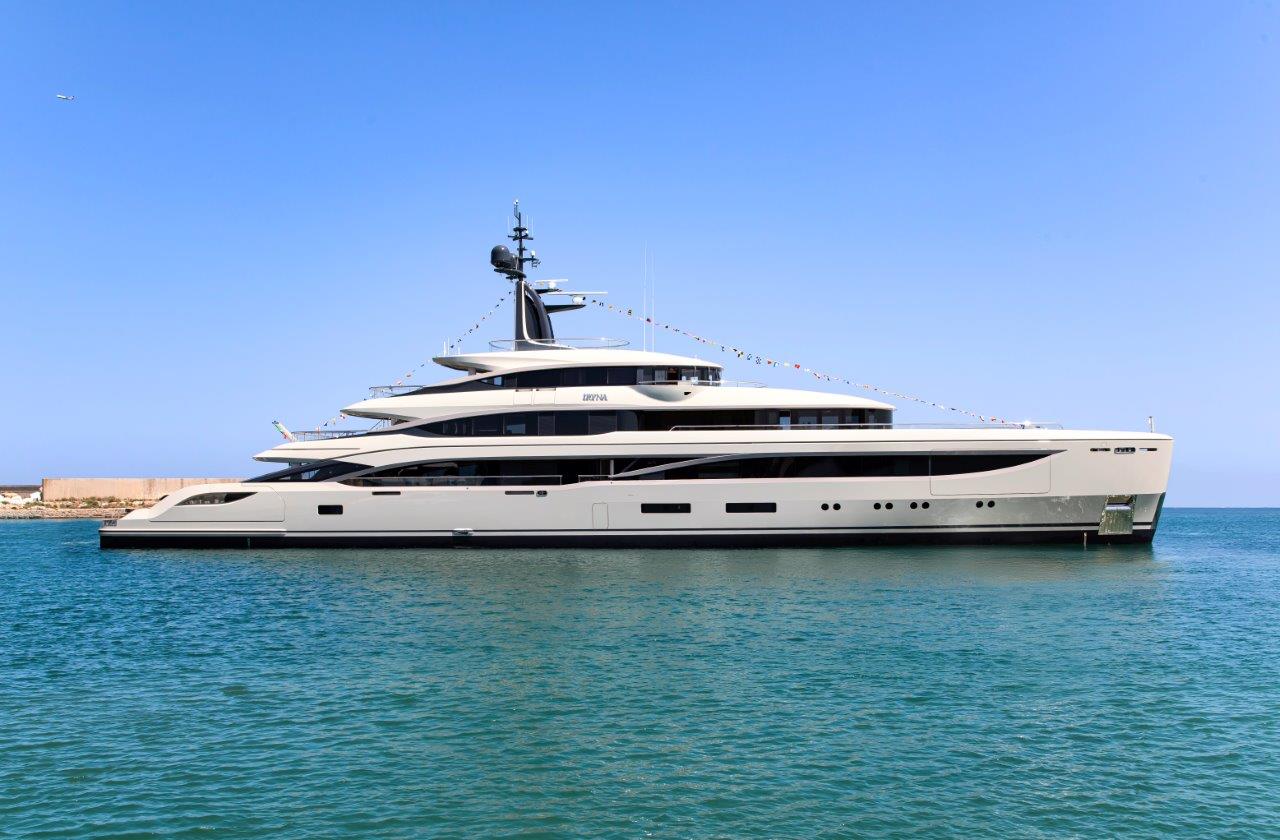 Benetti vara M/Y Iryna, primo yacht B.Now 67: 66 metri di lusso e innovazione con Oasis Deck® e interni personalizzati.