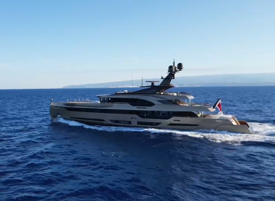 Palumbo Superyachts consolida la sua leadership con 12 superyacht in costruzione e 4 consegne nell'estate 2024.