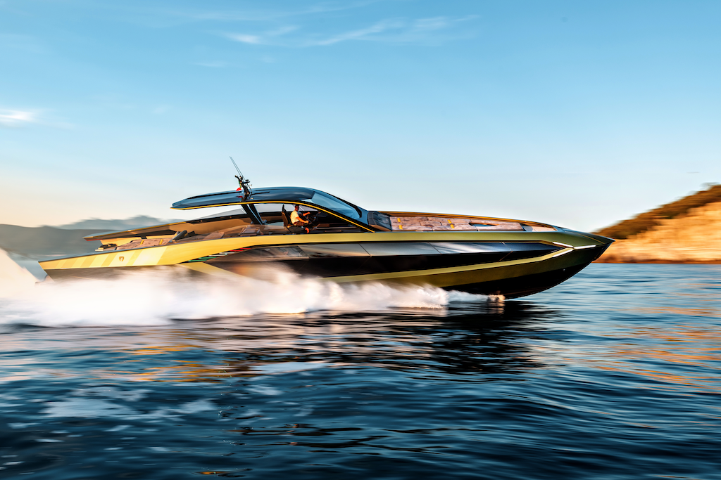 The Italian Sea Group al Abu Dhabi Boat Show 2024: debutta in Medio Oriente il Tecnomar for Lamborghini 63 Verde Gea.