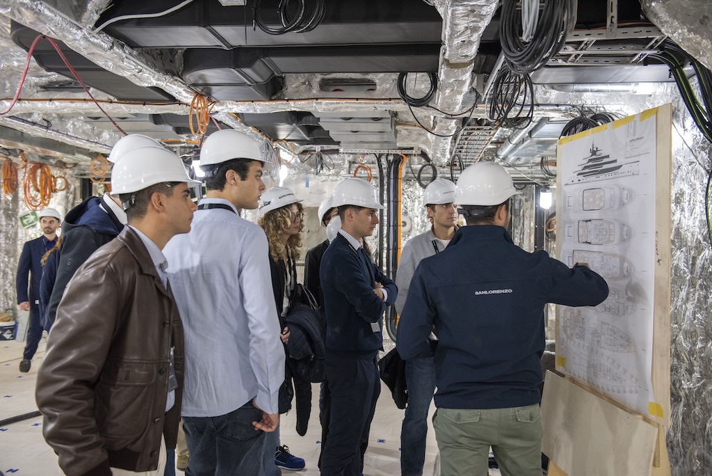 Scopri i Nautical Days di Sanlorenzo: eventi esclusivi per selezionare talenti e formare futuri leader del settore nautico.